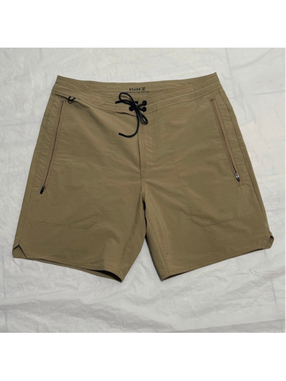 Men's Roark Khaki Hybrid Shorts Waist 32